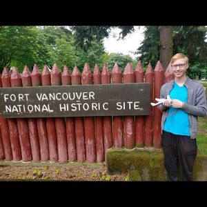 Meet your Posher, Ethan